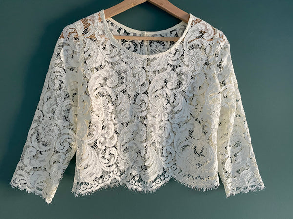 ‘Maria’ 3/4 sleeve lace top