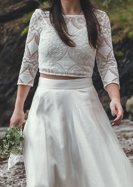 'Button back bolero' in cotton lace
