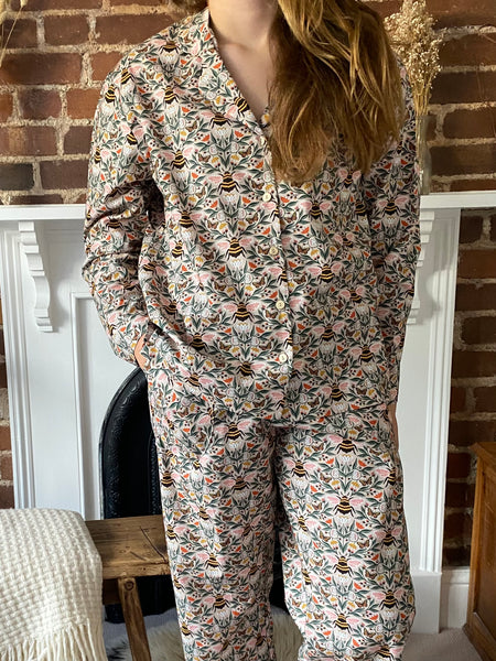 Bee print organic cotton pyjamas trousers & shirt