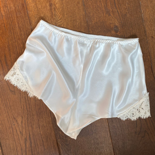 Organic silk & lace summer pyjamas, shorts & cami