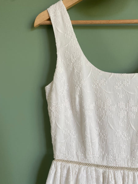 'Luna' Organic cotton embroidered dress