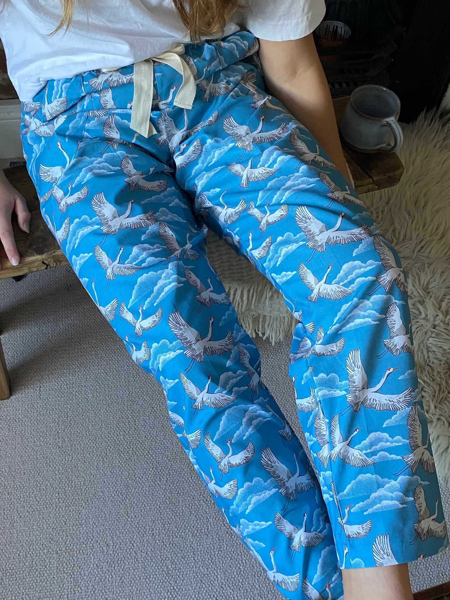 'Fly away' print organic cotton pyjama trousers