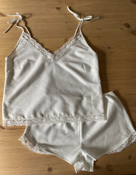 Organic cotton & lace summer pyjamas, shorts & cami