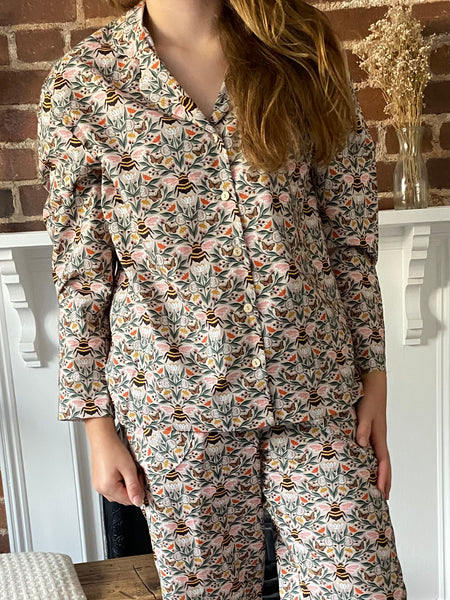 Bee print organic cotton pyjamas trousers & shirt