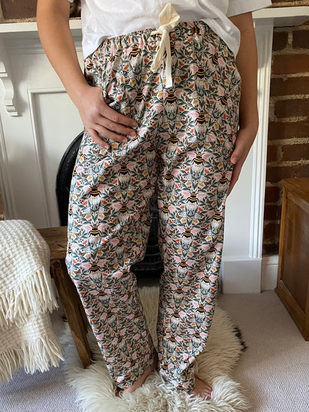 Bee print organic cotton pyjama trousers