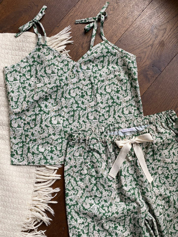 Green flora pyjamas, trousers & cami