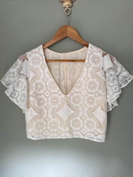‘Bronwyn’ cotton lace top