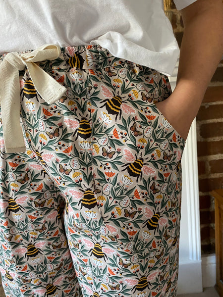 Bee print organic cotton pyjama trousers