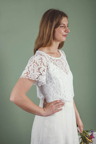 ‘Phoebe’ short sleeve lace top